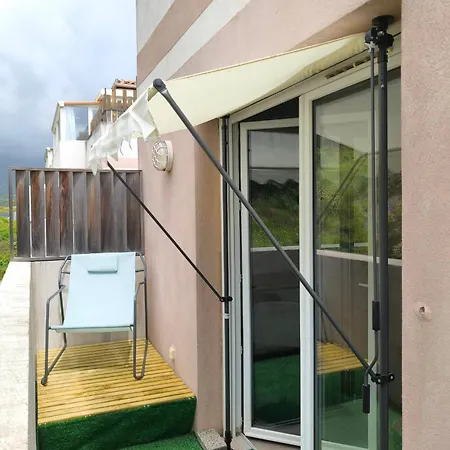T2 With Wifi - Balcony And View